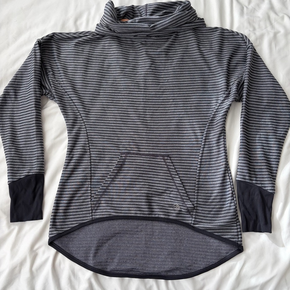 3/$25 Mondetta Black and Gray Striped Pullover